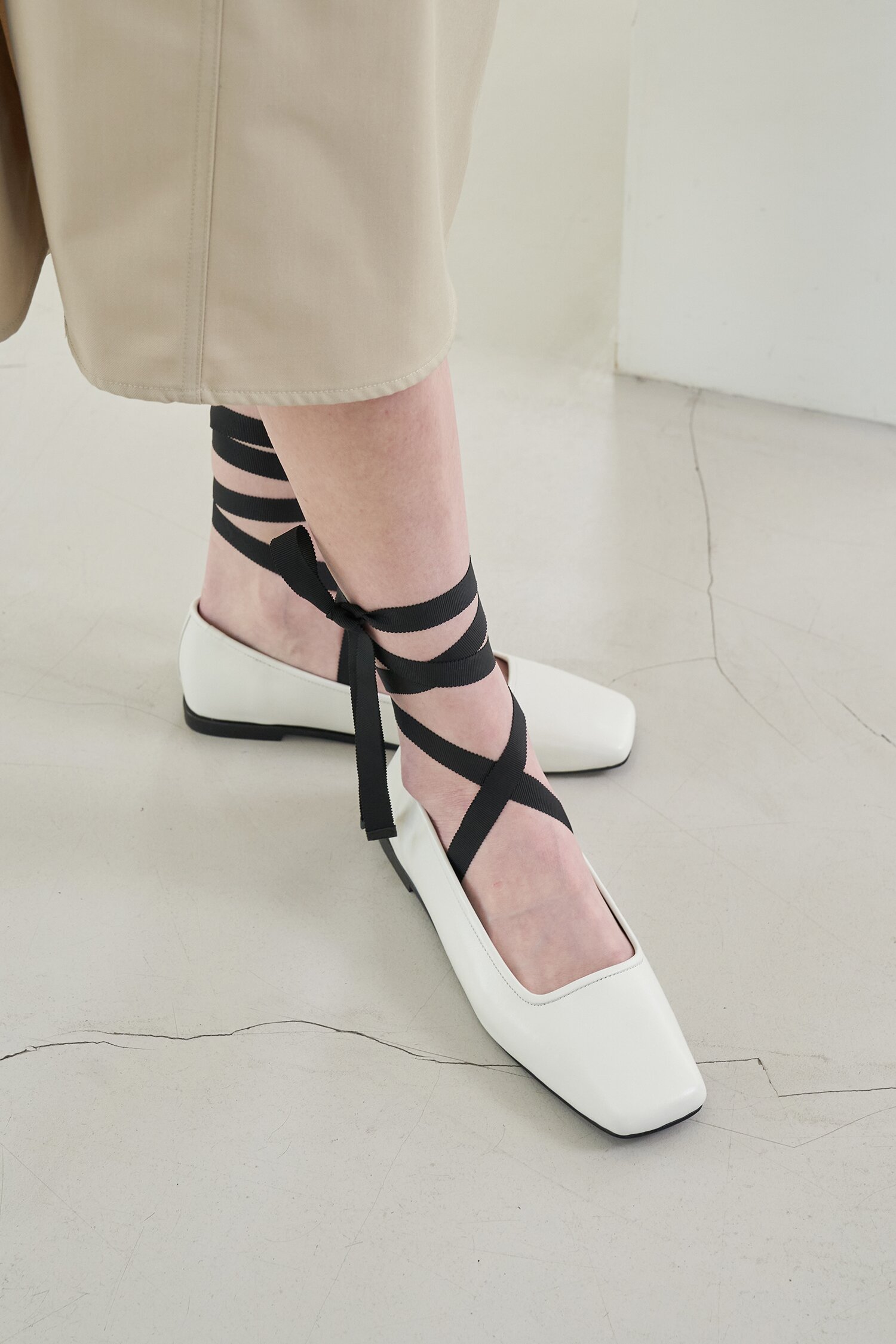 Gigi Ballet Flats Ivory