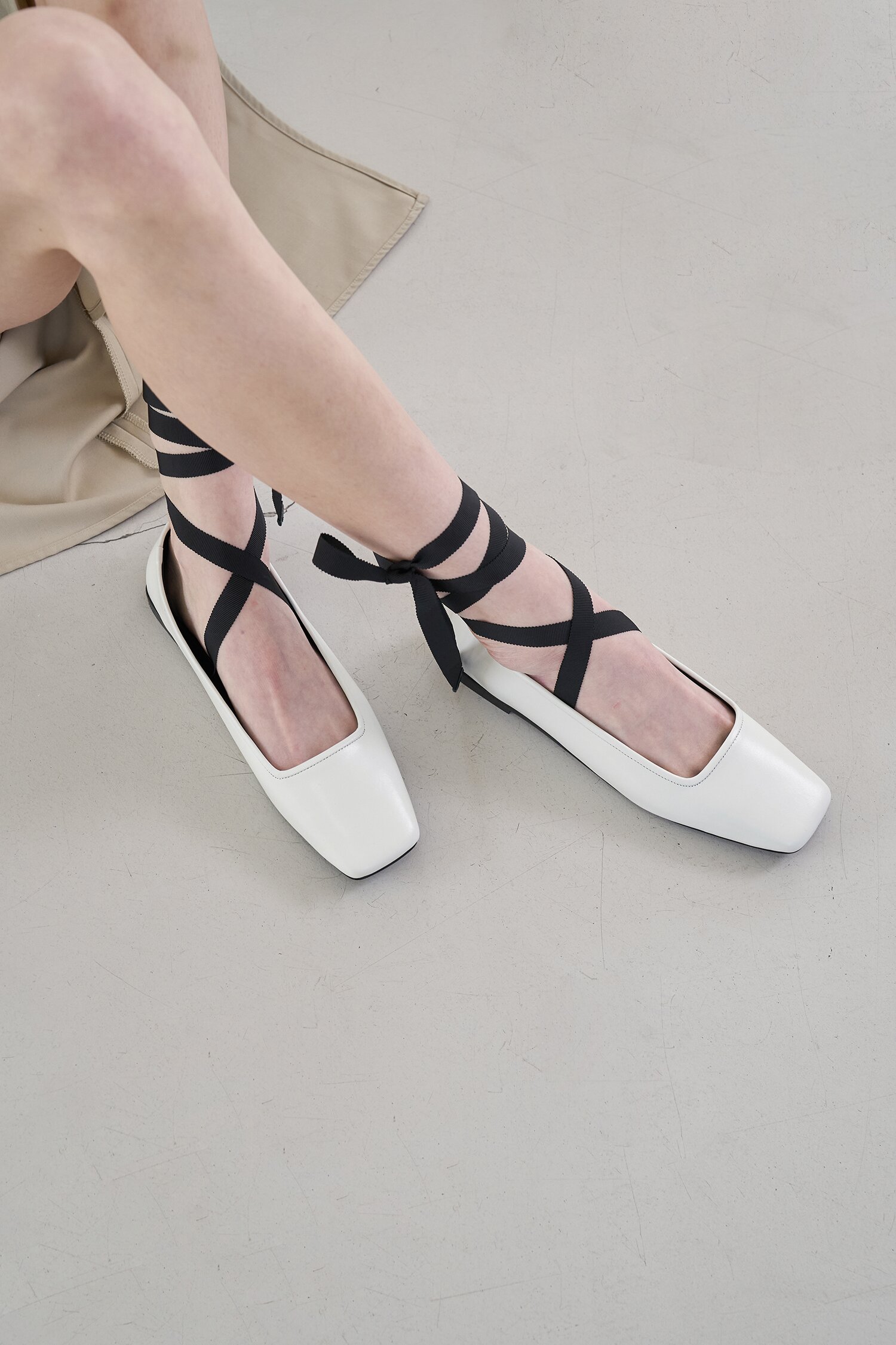 Gigi Ballet Flats Ivory