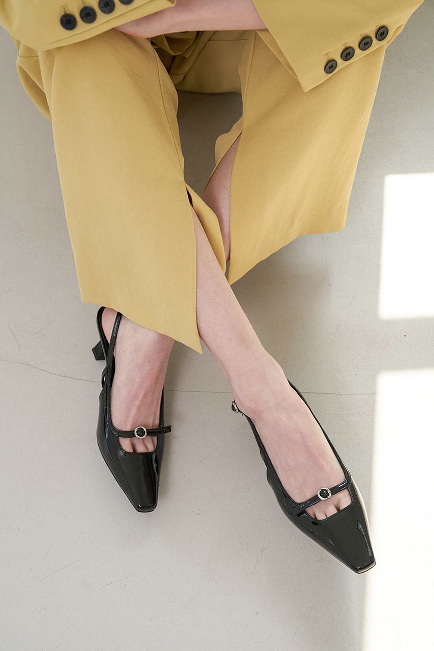 Kate Slingback Pumps Black