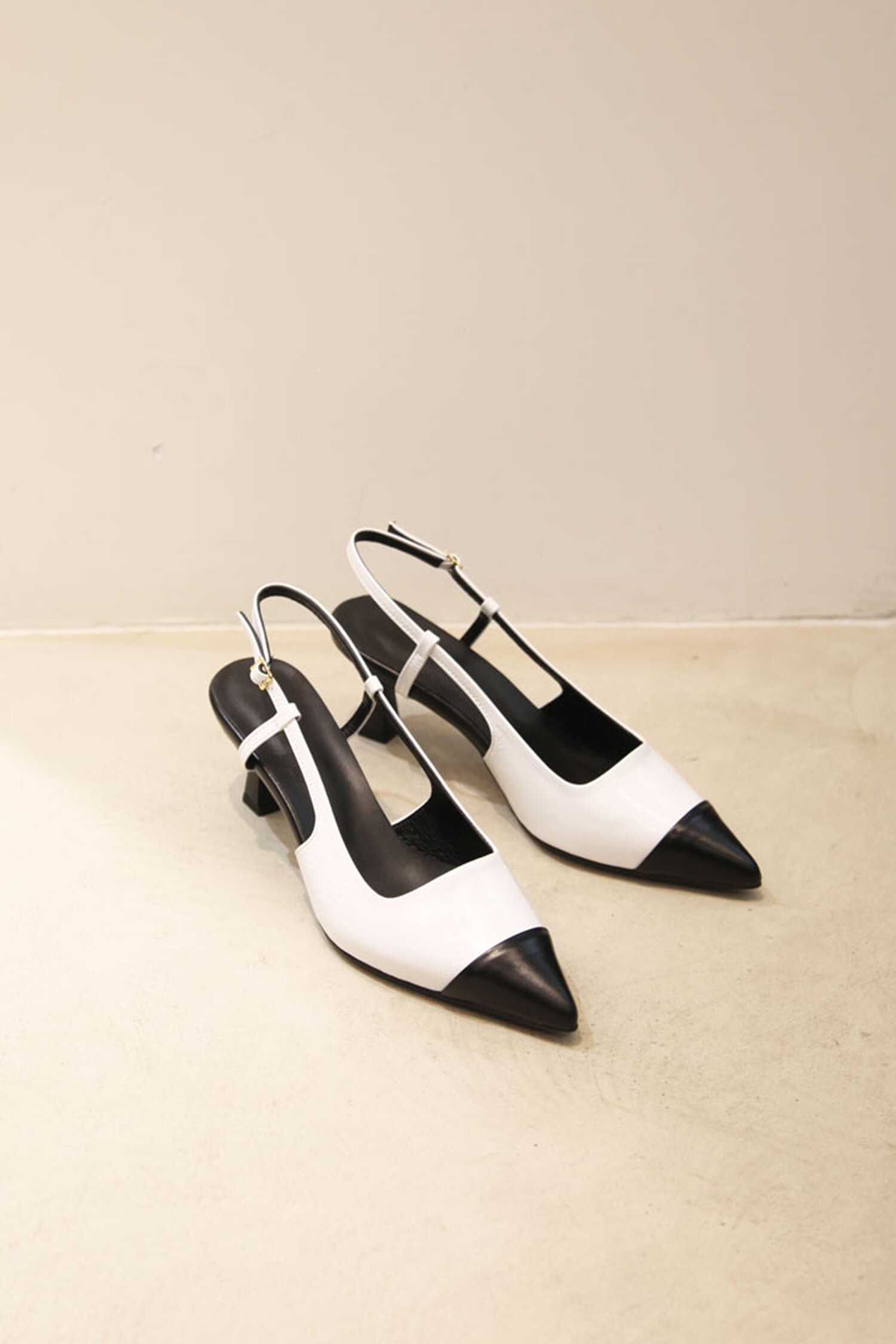 Celia Slingback Pumps Leather White