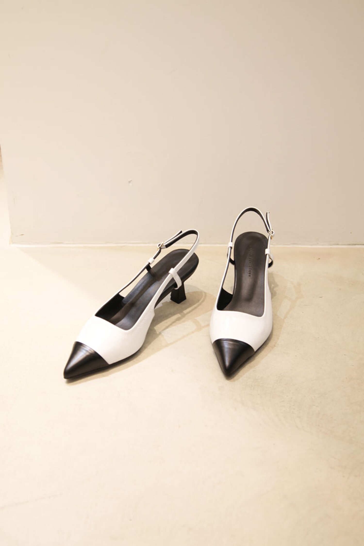 Celia Slingback Pumps Leather White