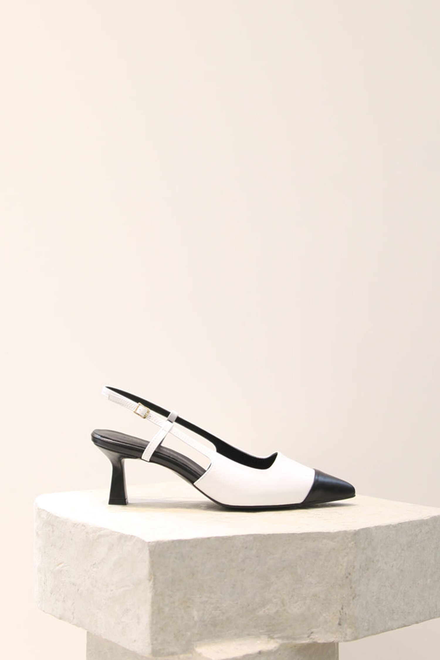 Celia Slingback Pumps Leather White