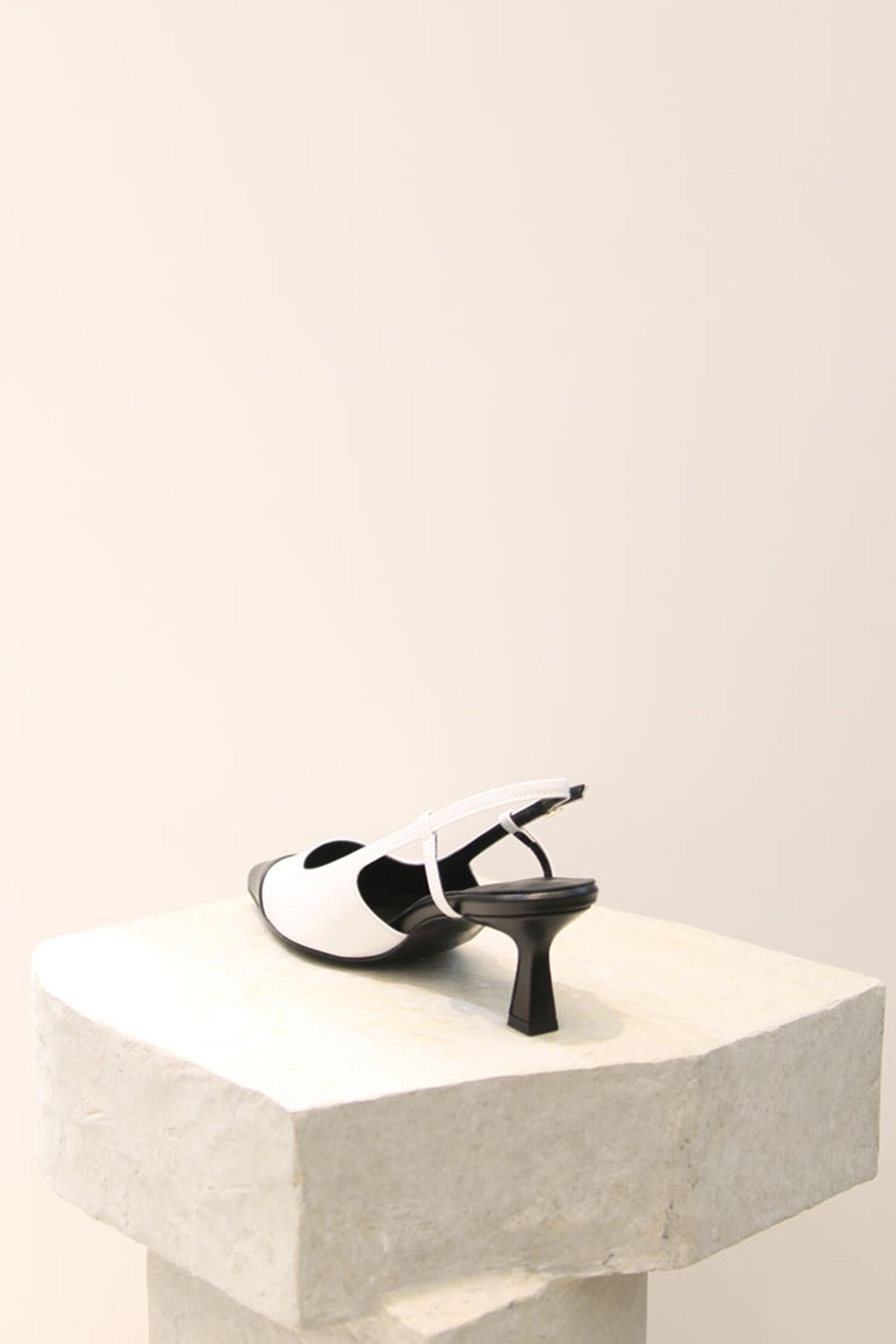 Celia Slingback Pumps Leather White