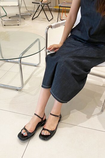 Jenny Sandals Leather Black 3cm제니샌들 블랙 3cm