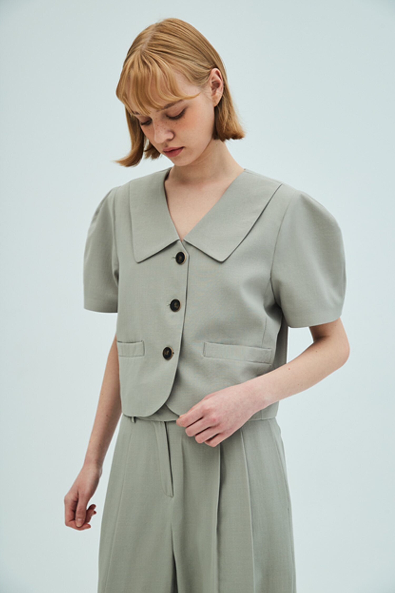 Puff sleeve cropped jacket_two-tuck wide pants Set_Khaki
