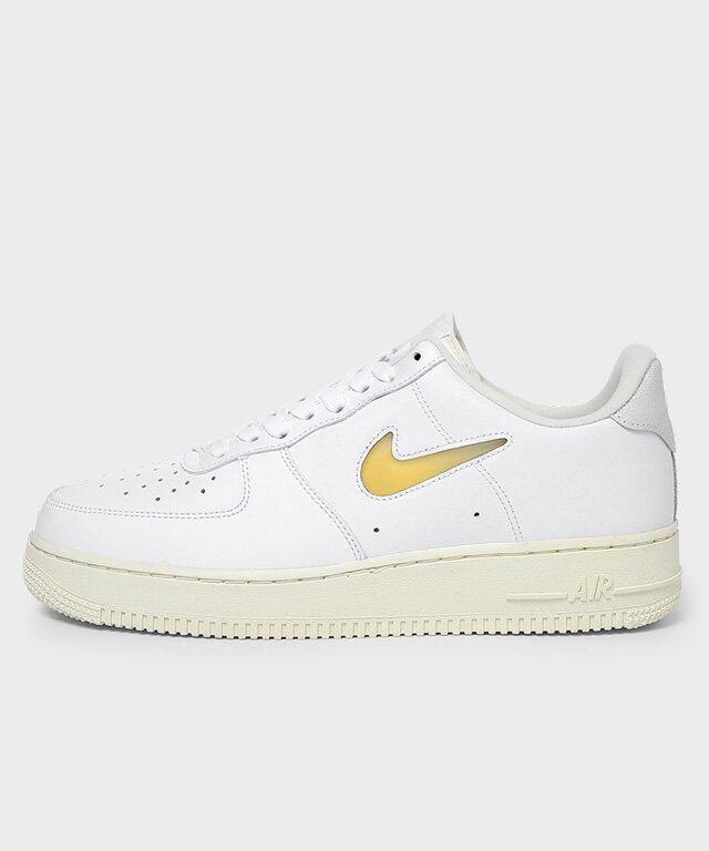 에어포스 1 07 페일바닐라 DC8894-100
