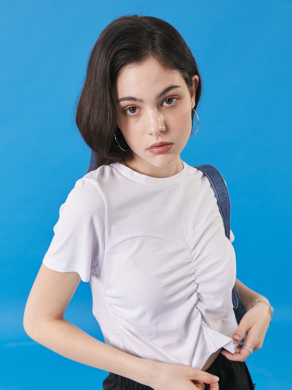 WOMEN 여름 쿨링 크롭 셔링 슬림핏 반팔티 [WHITE]