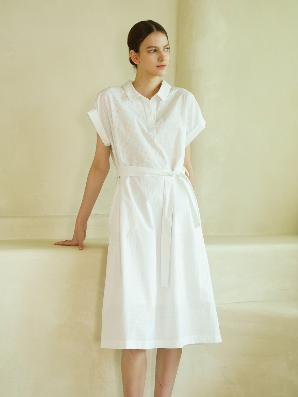 Punching Detail Collar Neck Dress _ White