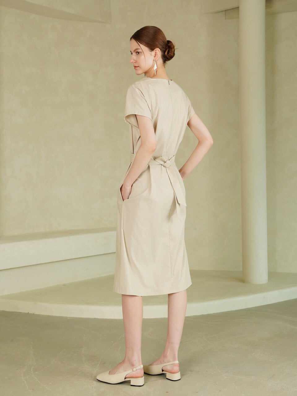Pintuck Detail V-neck Dress _ Beige