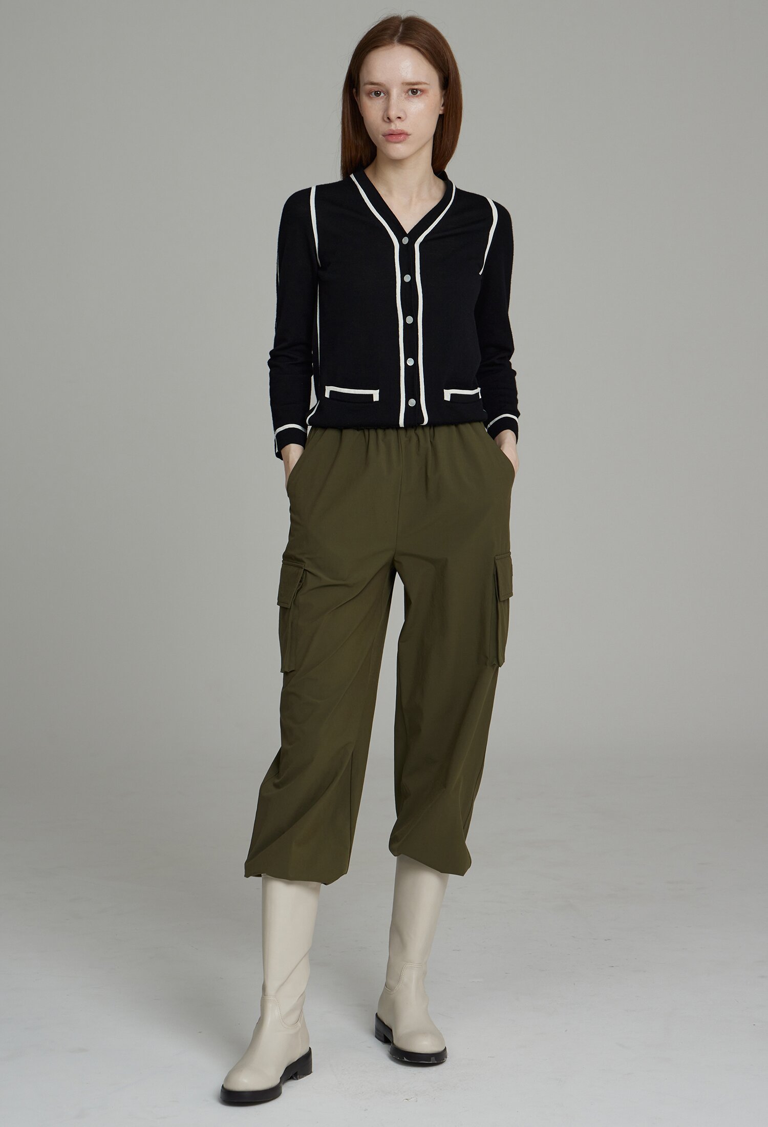BASIC LOGO CARGO PANTS KHAKI