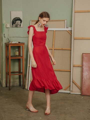 Frill shoulder strap squre neck dress