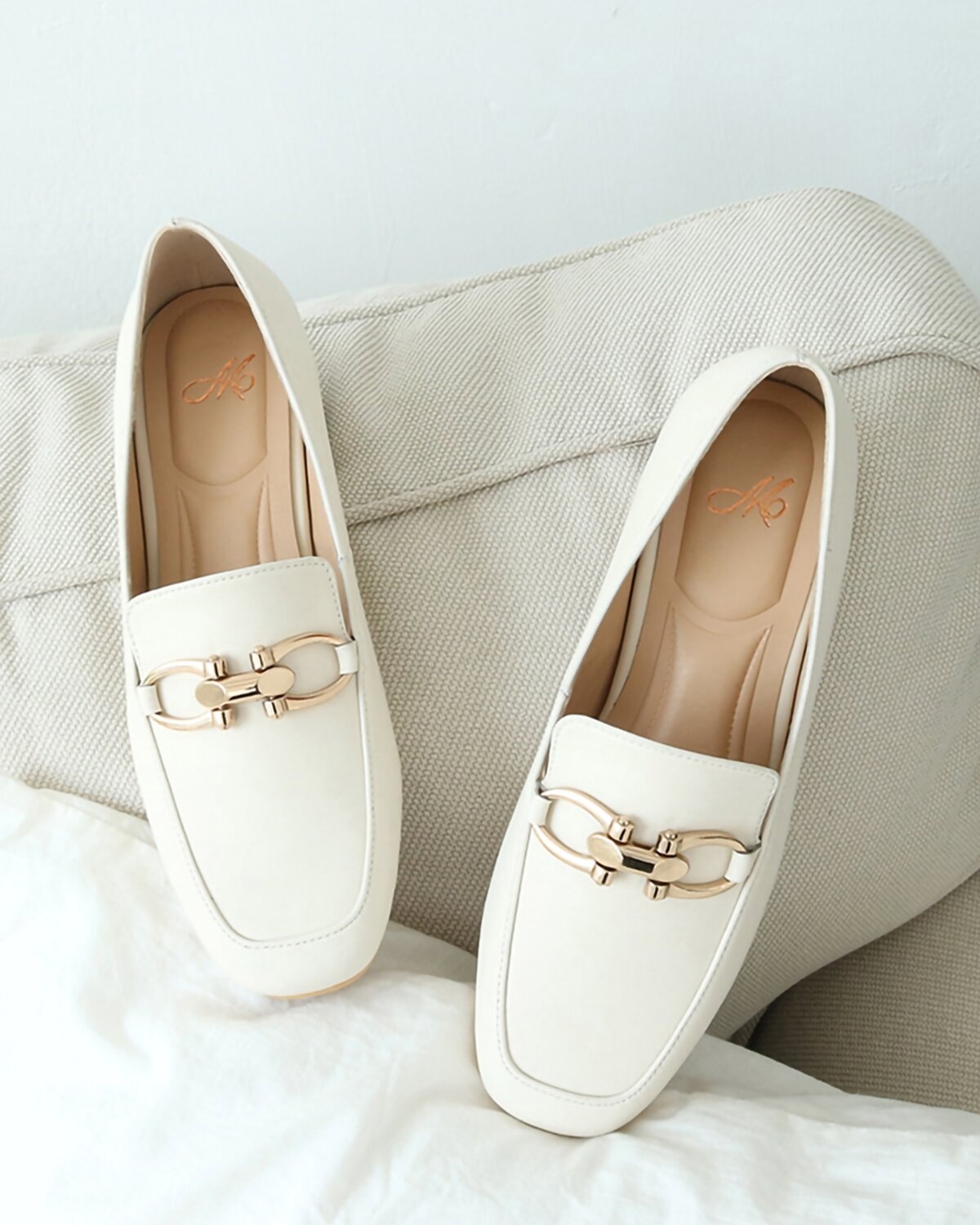 머랭고 소가죽 미들힐 펌프스아이보리 3cm (M23S08LIV)