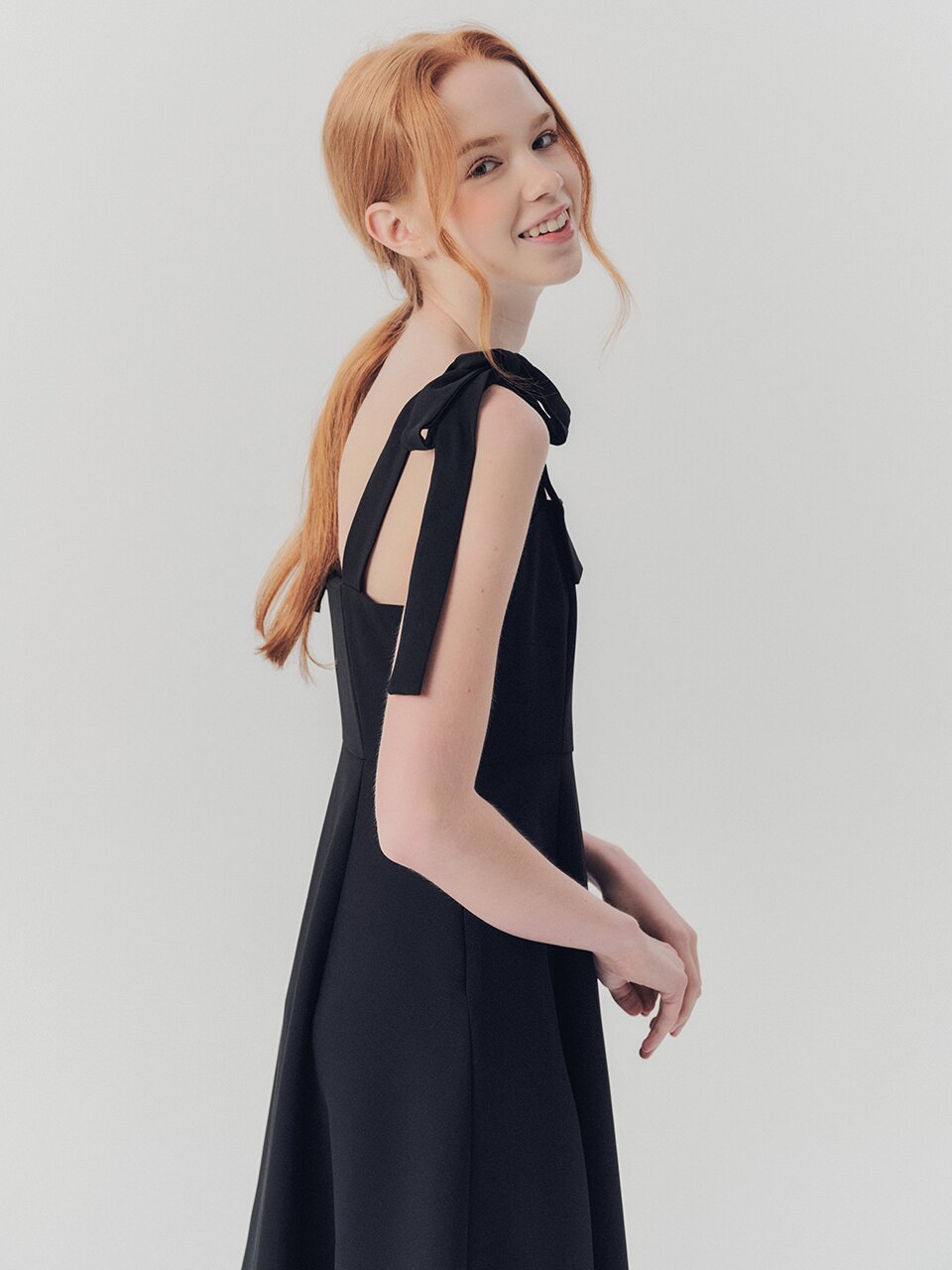 WED_Simple tie ribbon dress