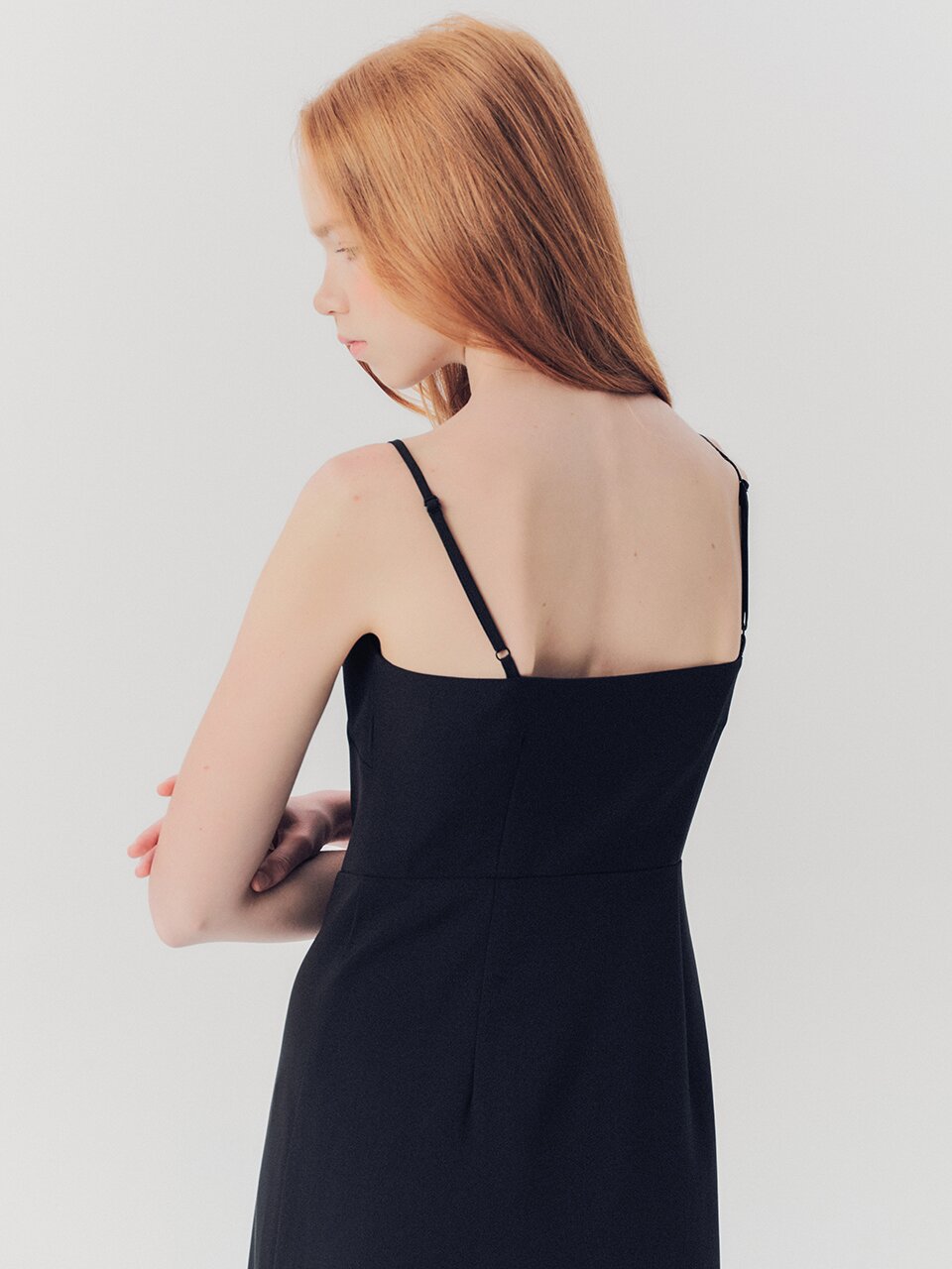 WED_Square neck sleeveless slit dress