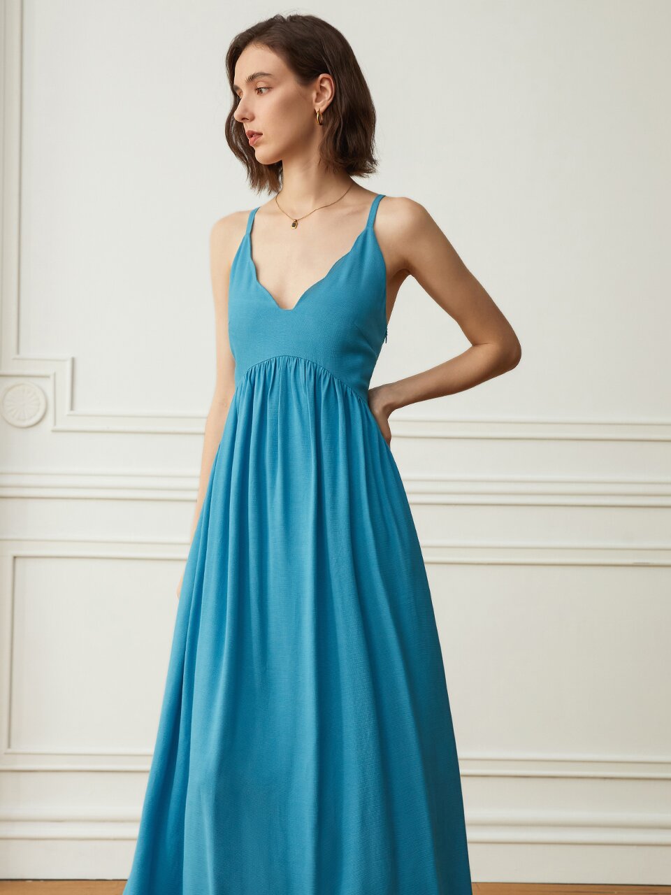 YY_Leaf shape v neck shirring dress