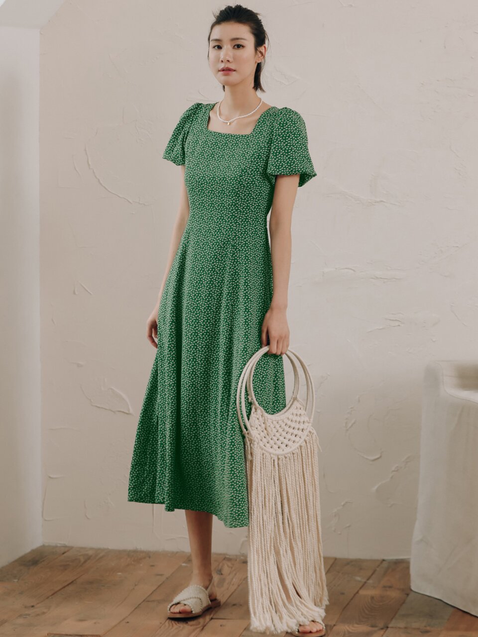 LS_Square neck back ribbon dress