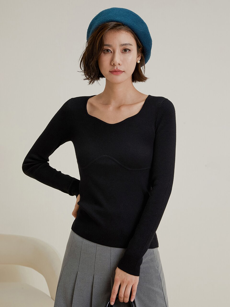 LS_Square collar slim knit top