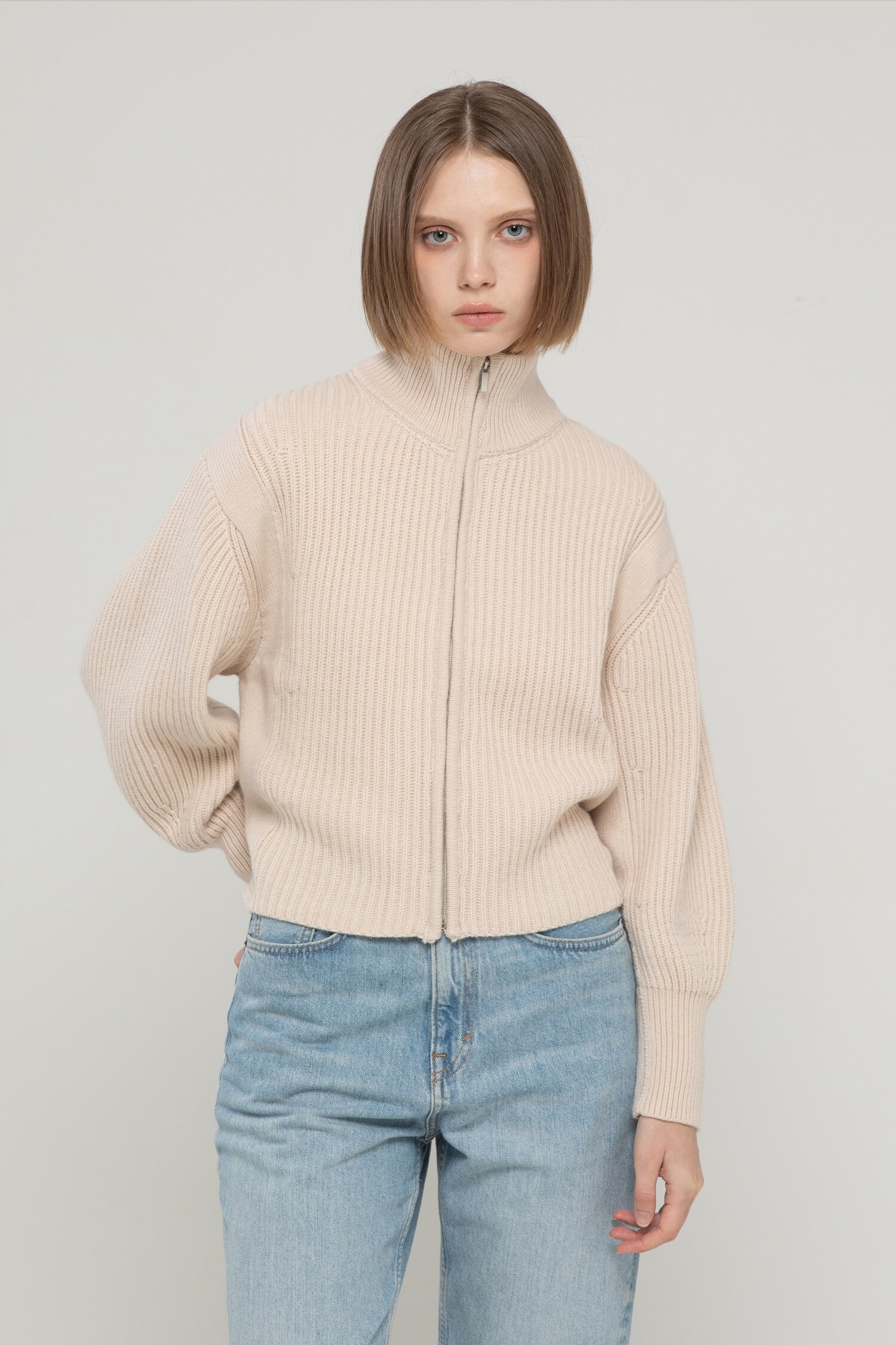 Wool high-neck cardigan - Ivory