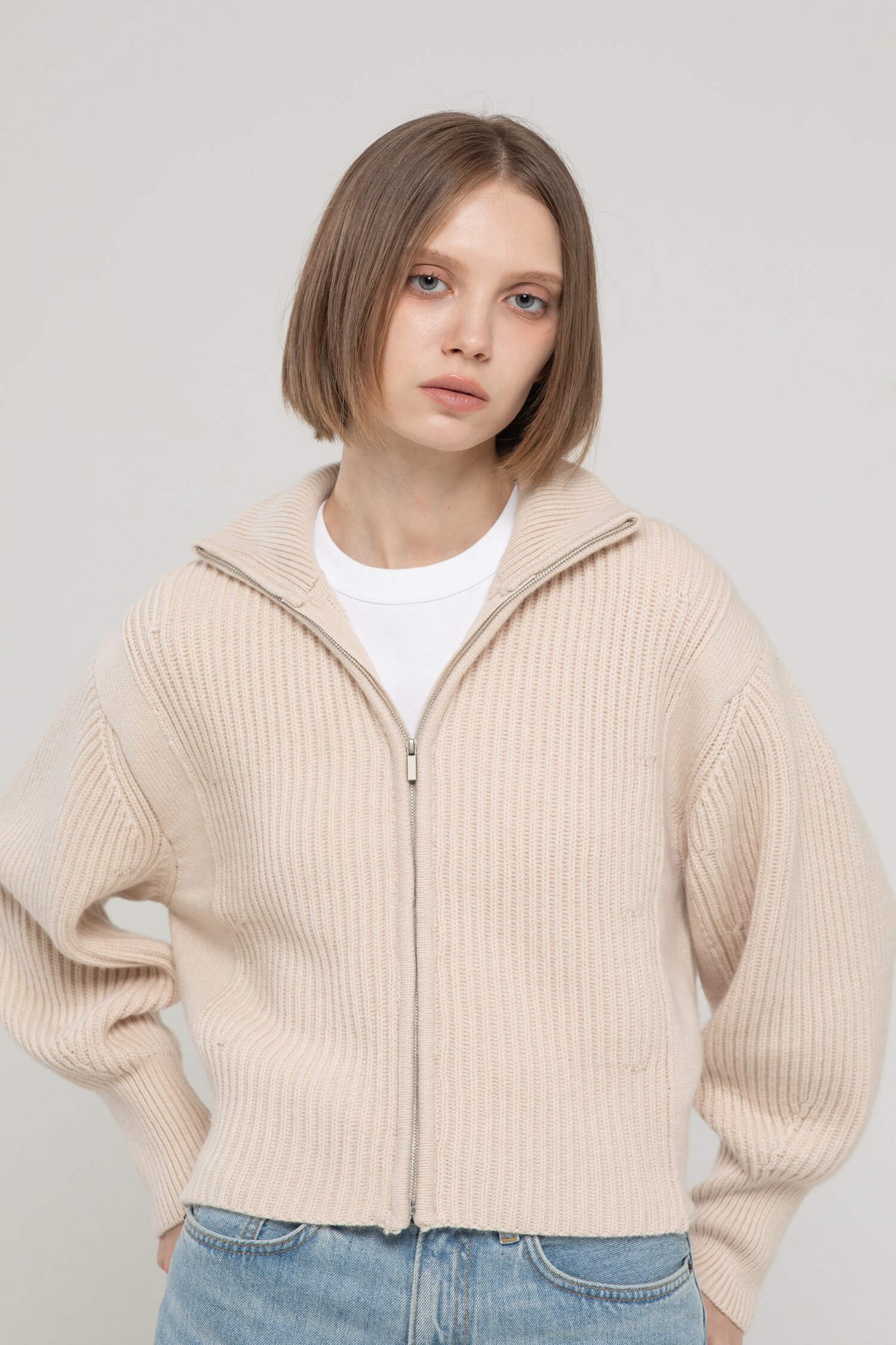 Wool high-neck cardigan - Ivory