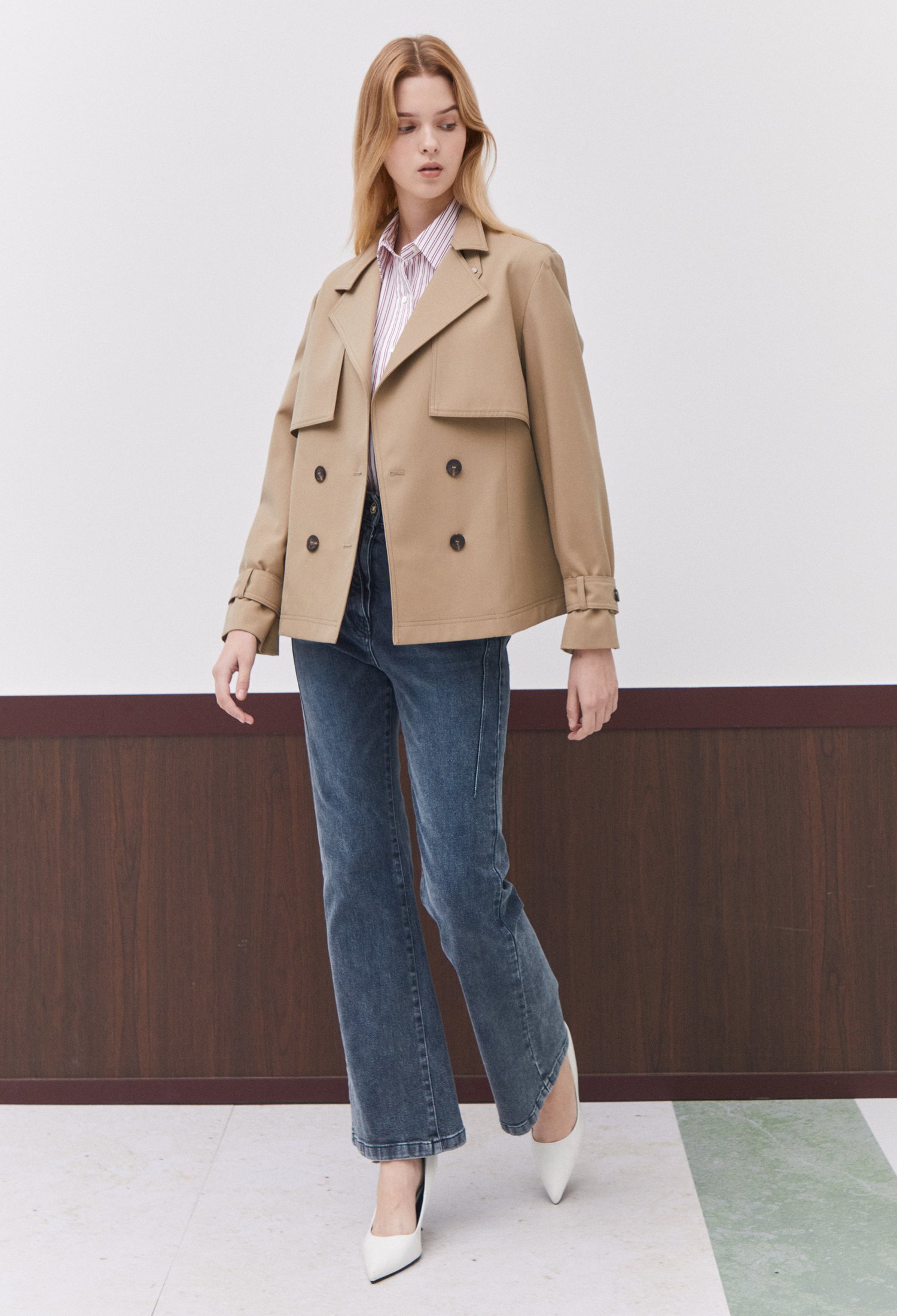 하이넥 더블 숏 트렌치 코트 (BEIGE)