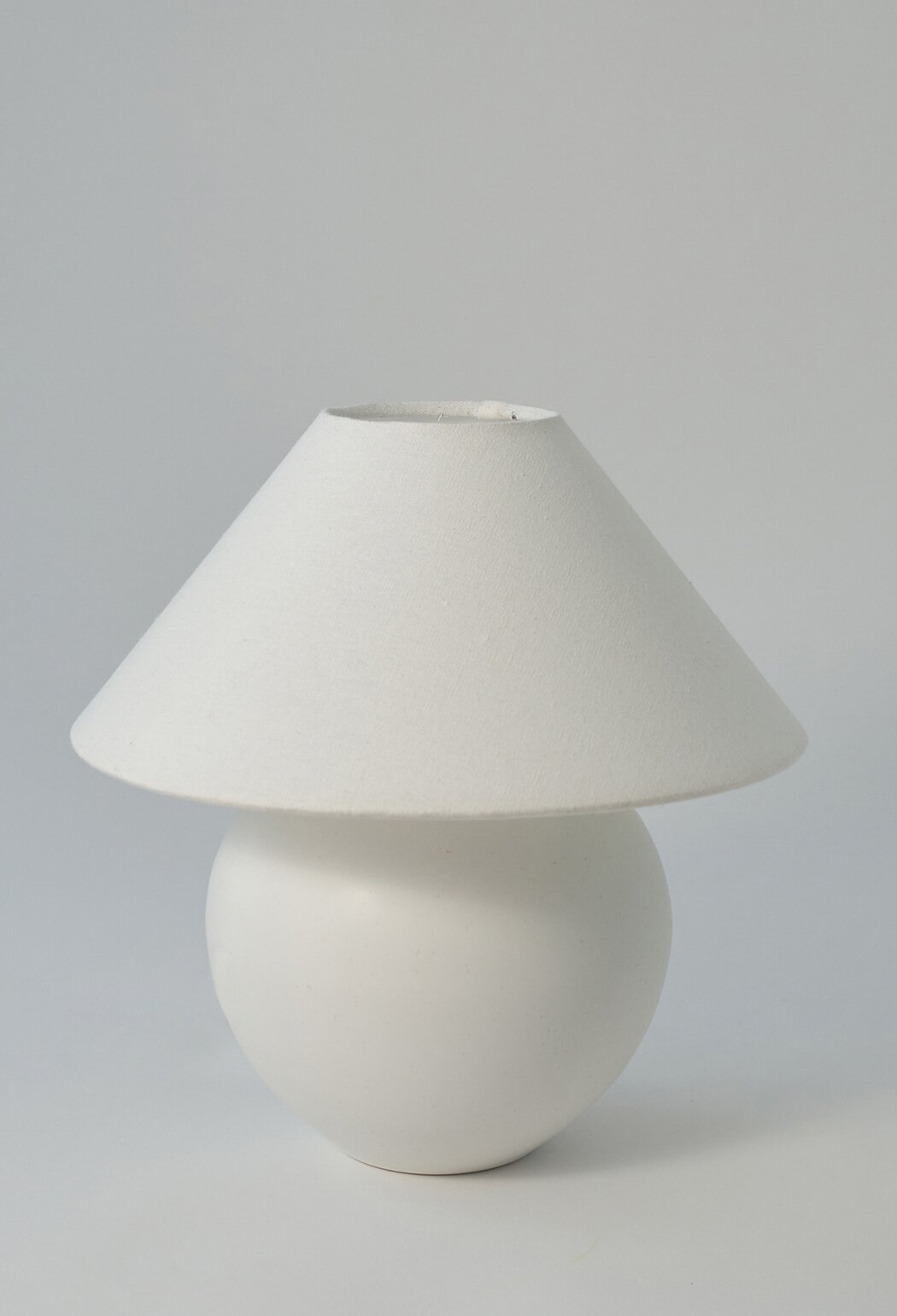 MOON JAR TABLE LAMP - WIDE
