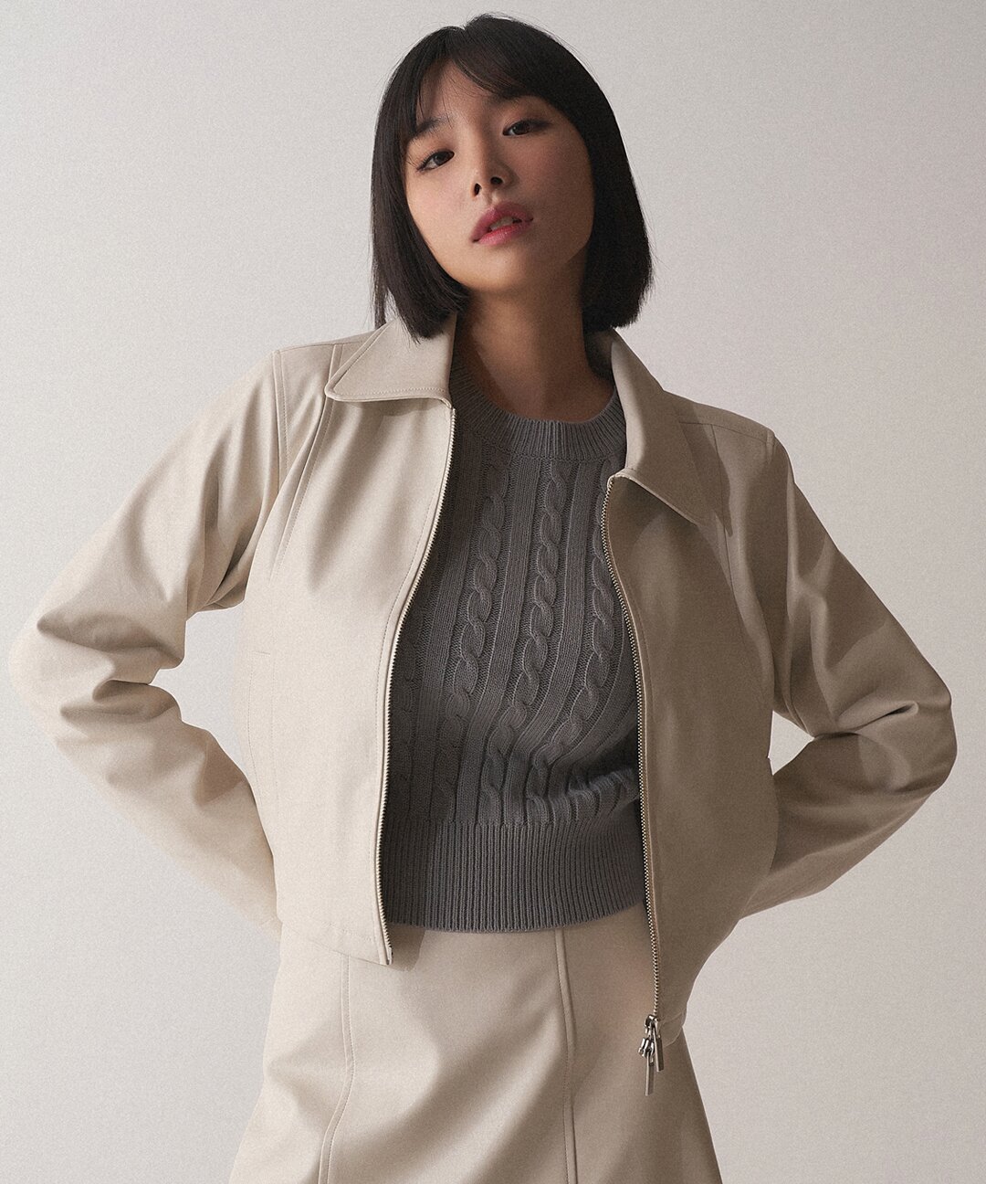 [바이얼민스] 페이크레더 자켓 (아이보리)