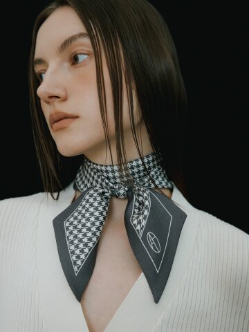 Long Twilly Silk Scarf - Houndstooth Charcoal