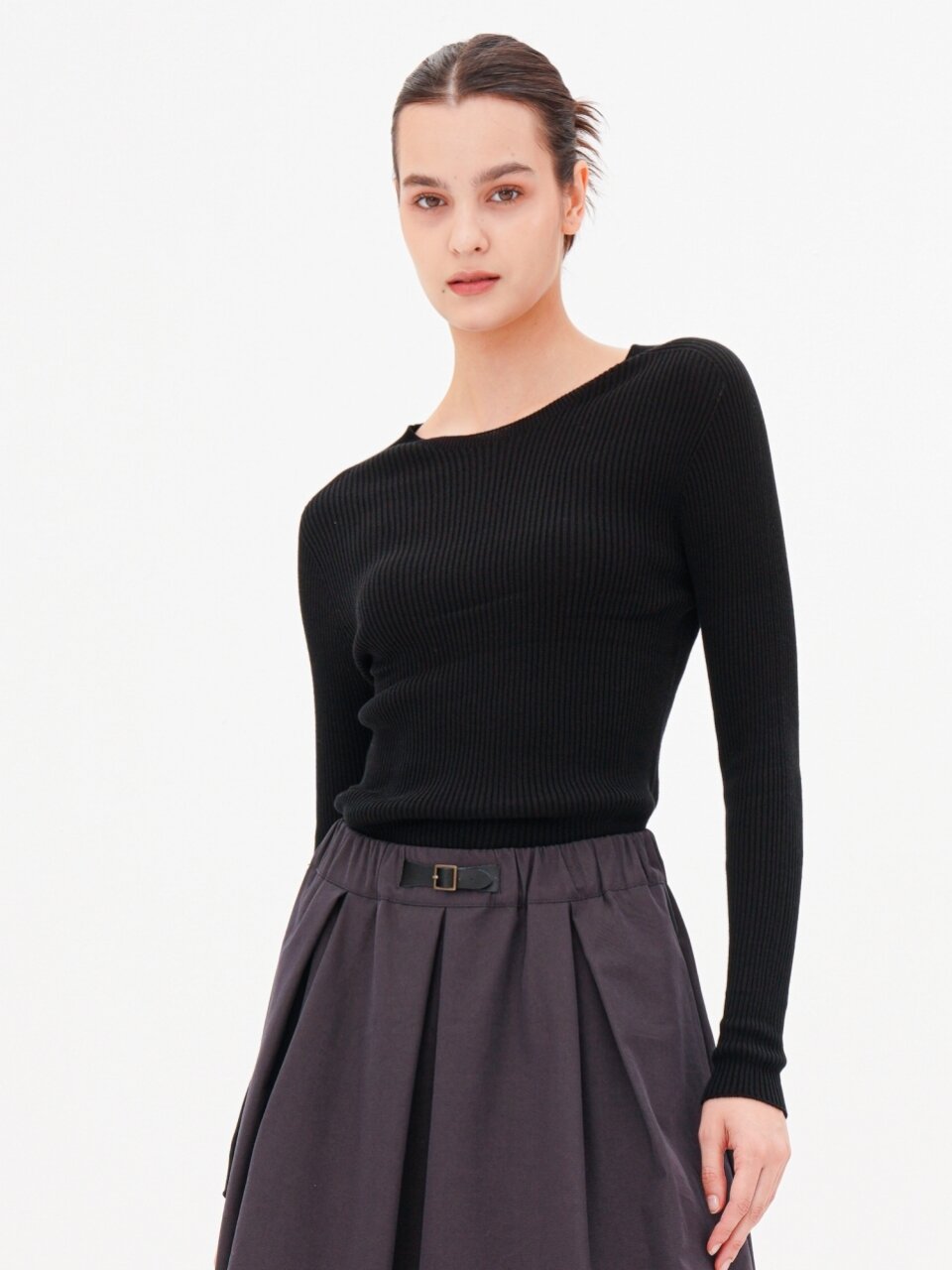 Round Neck Ribbed Knit _Black