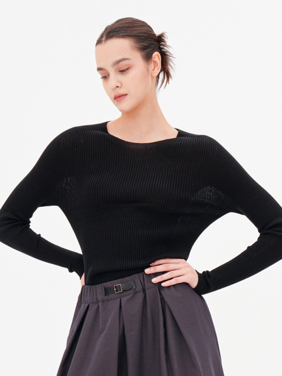 Round Neck Ribbed Knit _Black