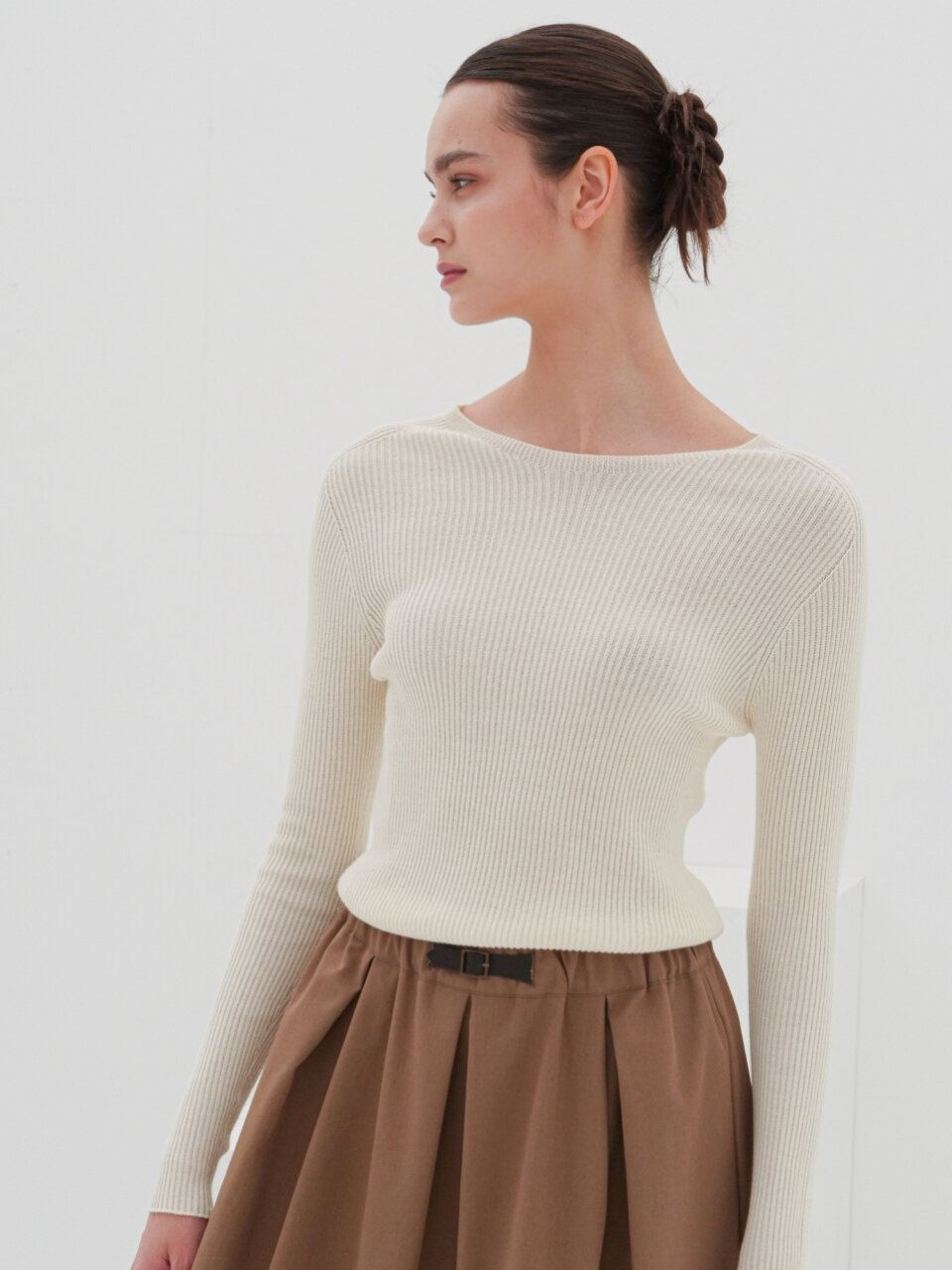 Round Neck Ribbed Knit _Ivory