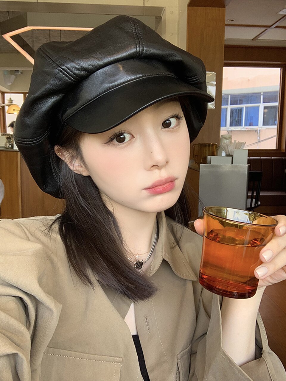 레트로감성 레더 뉴스보이캡 C2 아이보리