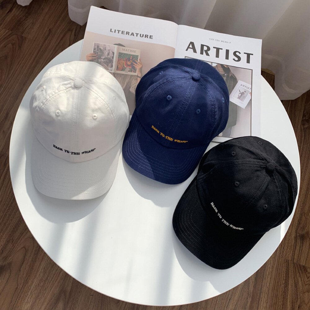온더모먼트 레터링 코튼 로고 볼캡 C1 블랙