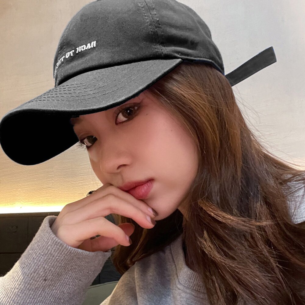 온더모먼트 레터링 코튼 로고 볼캡 C1 블랙