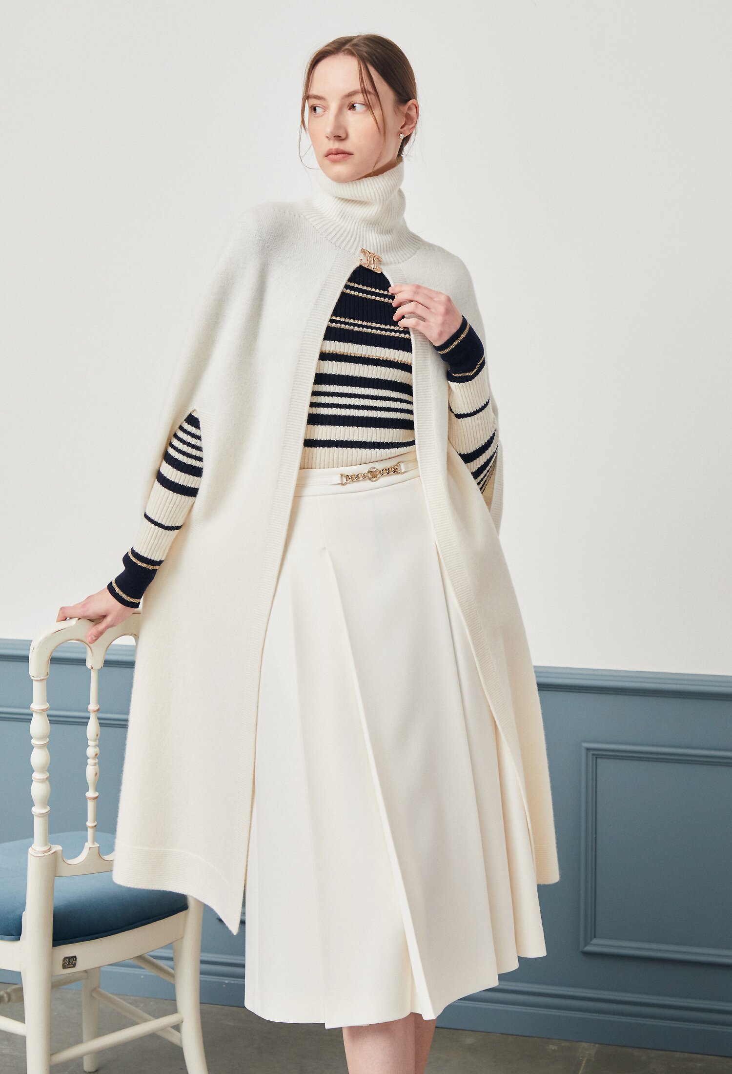 울 터틀넥 케이프 니트 롱 가디건 (IVORY)