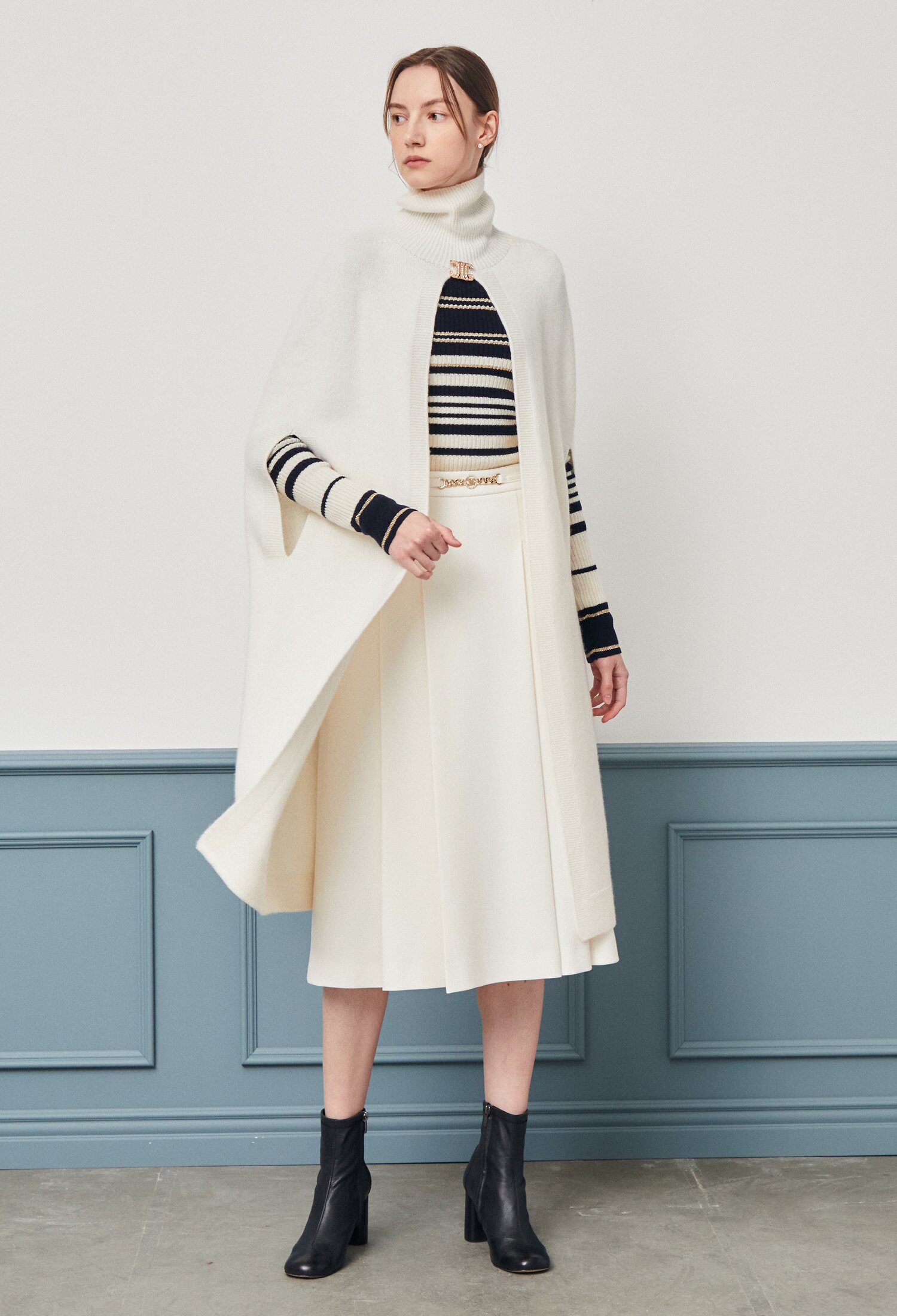 울 터틀넥 케이프 니트 롱 가디건 (IVORY)