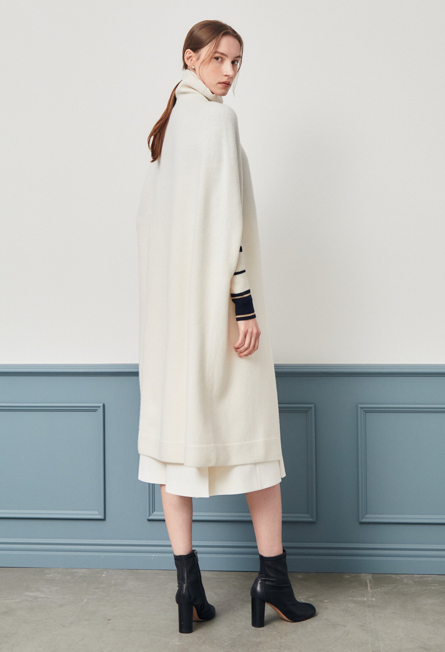 울 터틀넥 케이프 니트 롱 가디건 (IVORY)