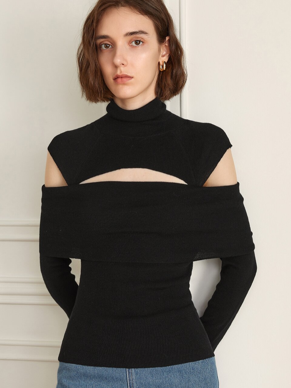YY_Turtleneck sweater