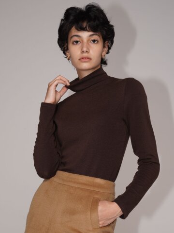 울텐셀 하이넥 롱슬리브티 - Brown