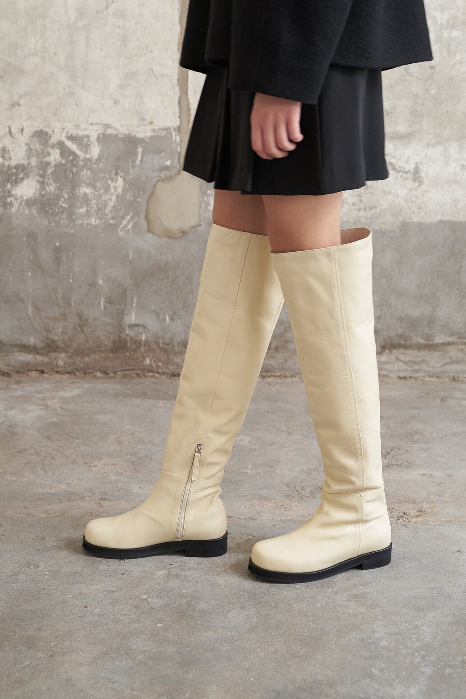 Noah Thigh High Boots Cream