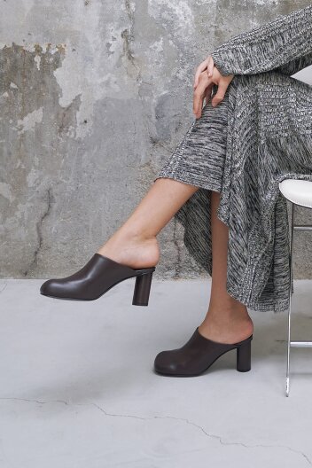 Luna Mules Leather Brown루나뮬 브라운