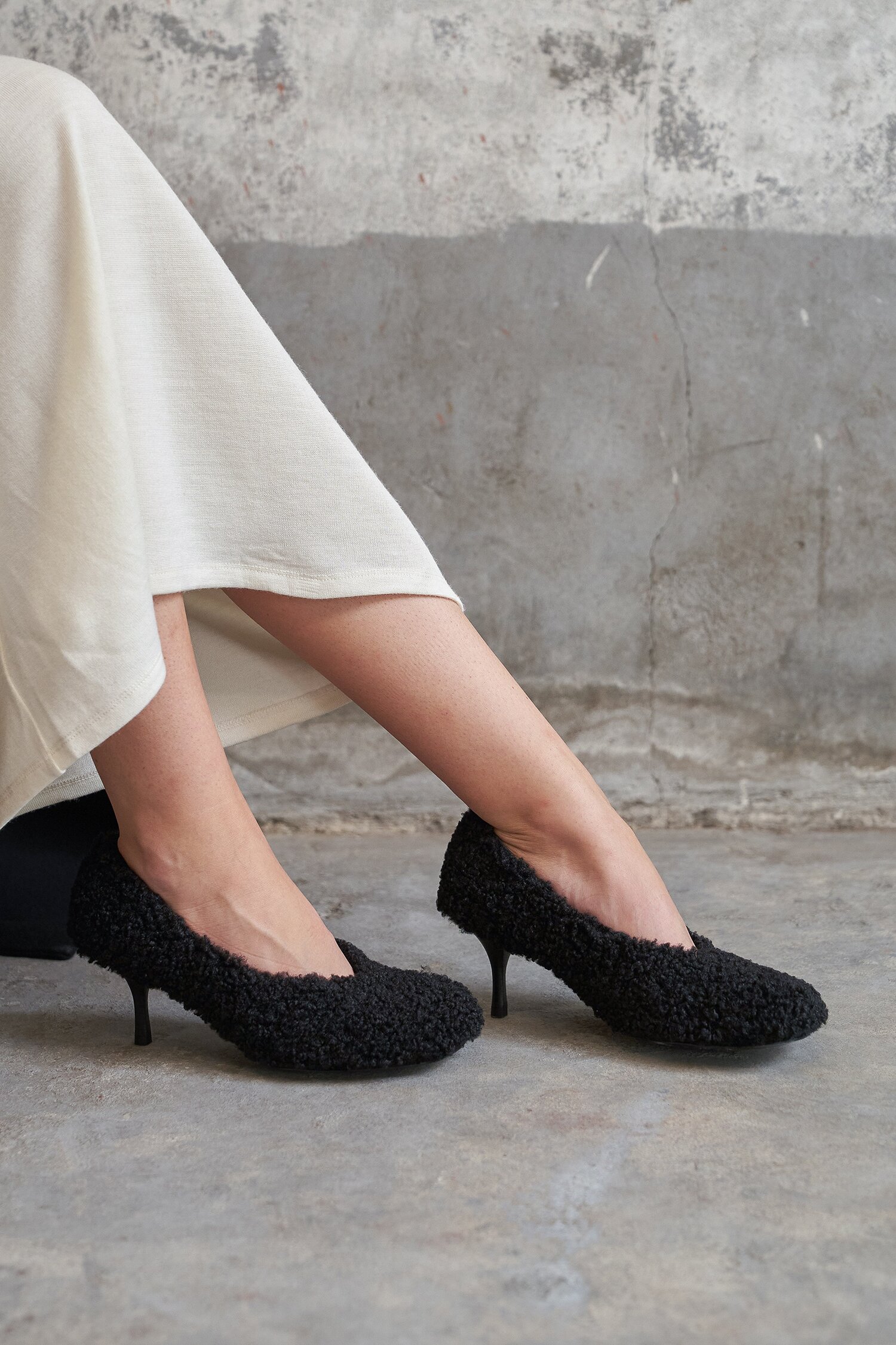 Luna Shearling Pumps Black