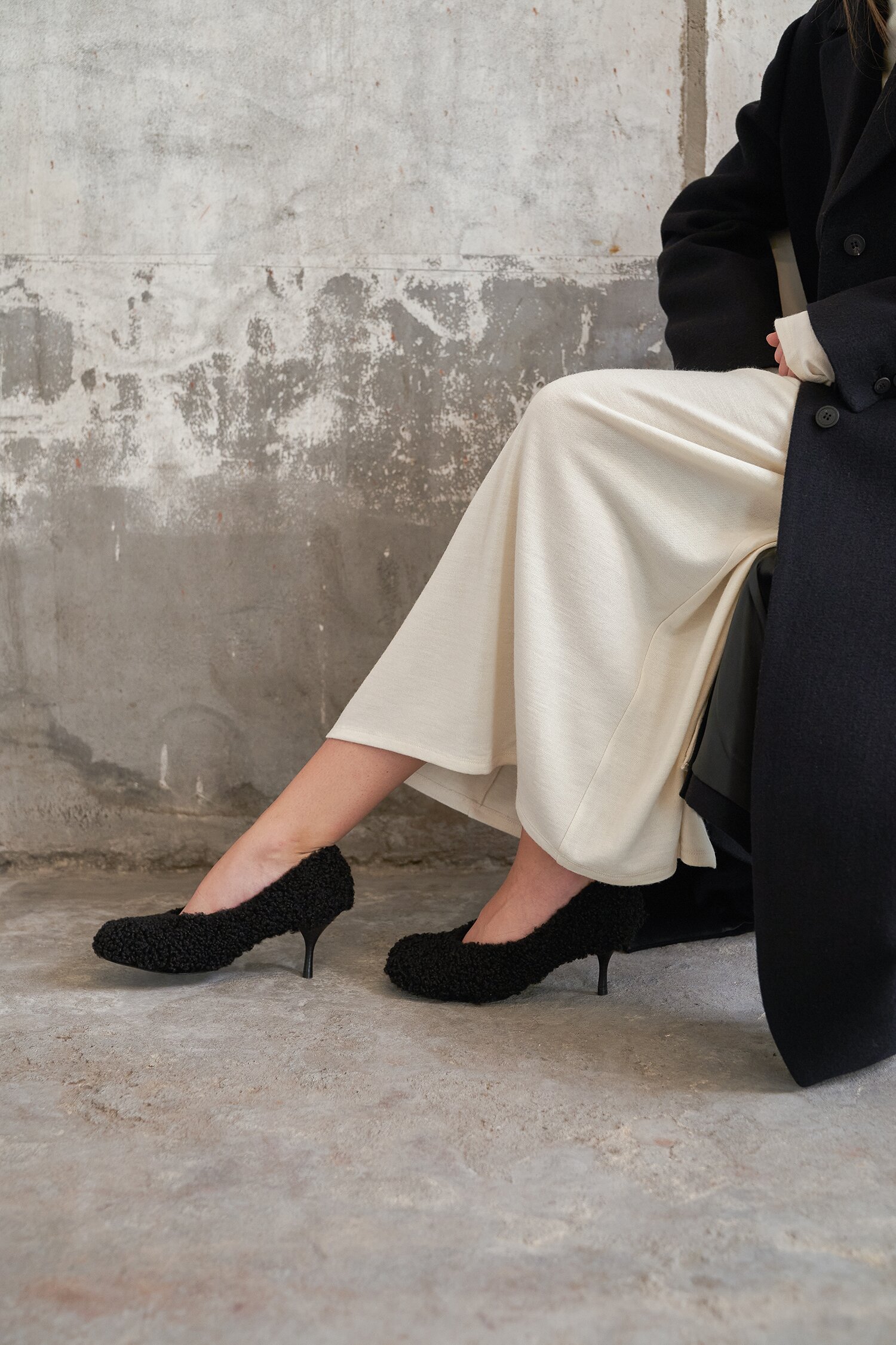 Luna Shearling Pumps Black