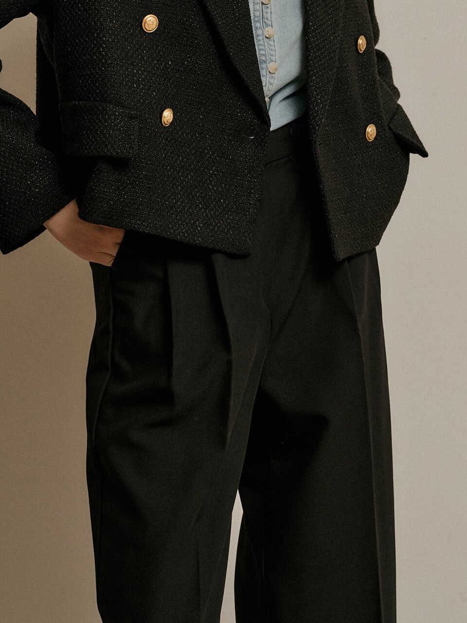 WD_Minimal black wide pants