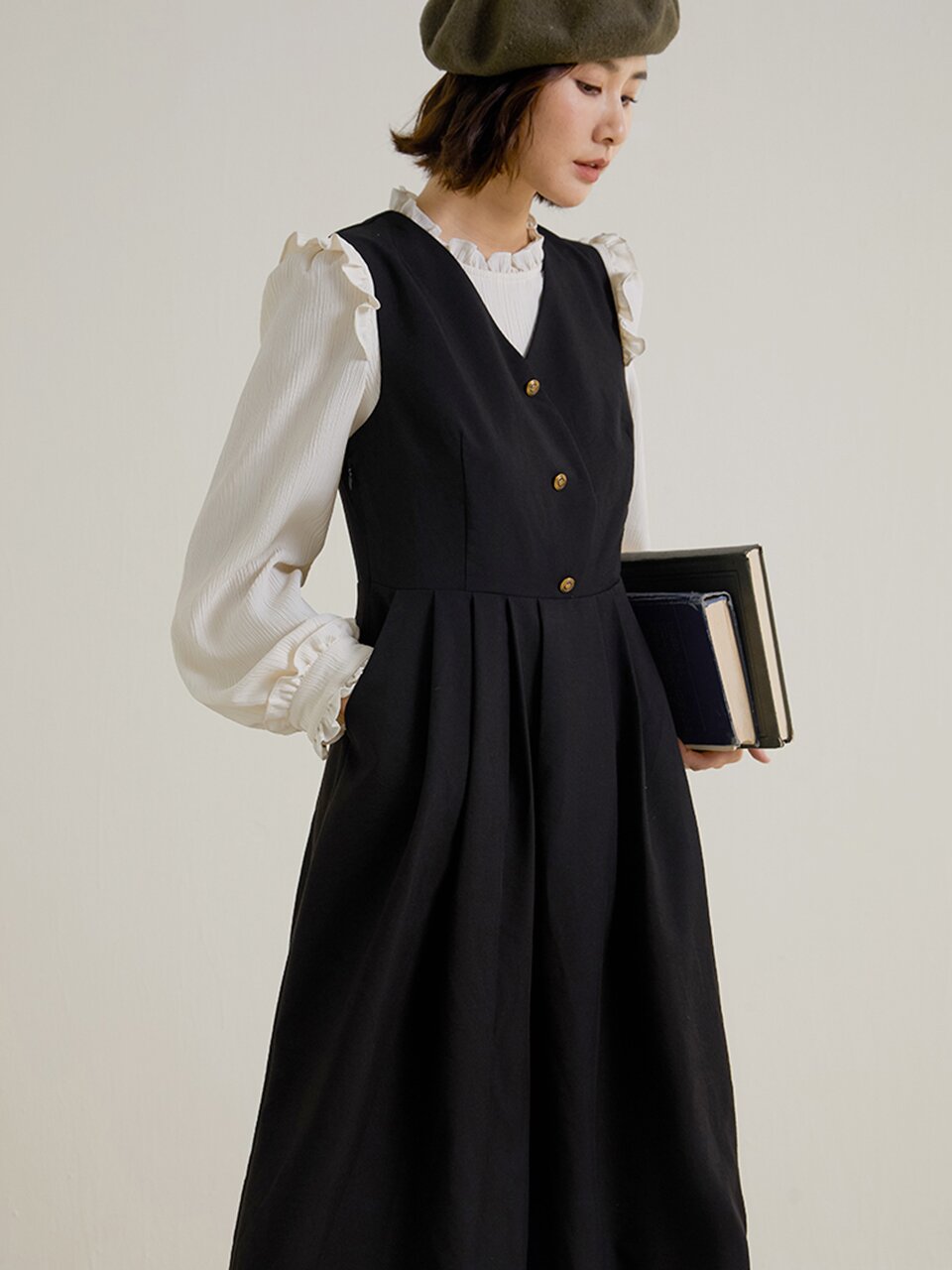 LS_Hepburn style v-neck dress