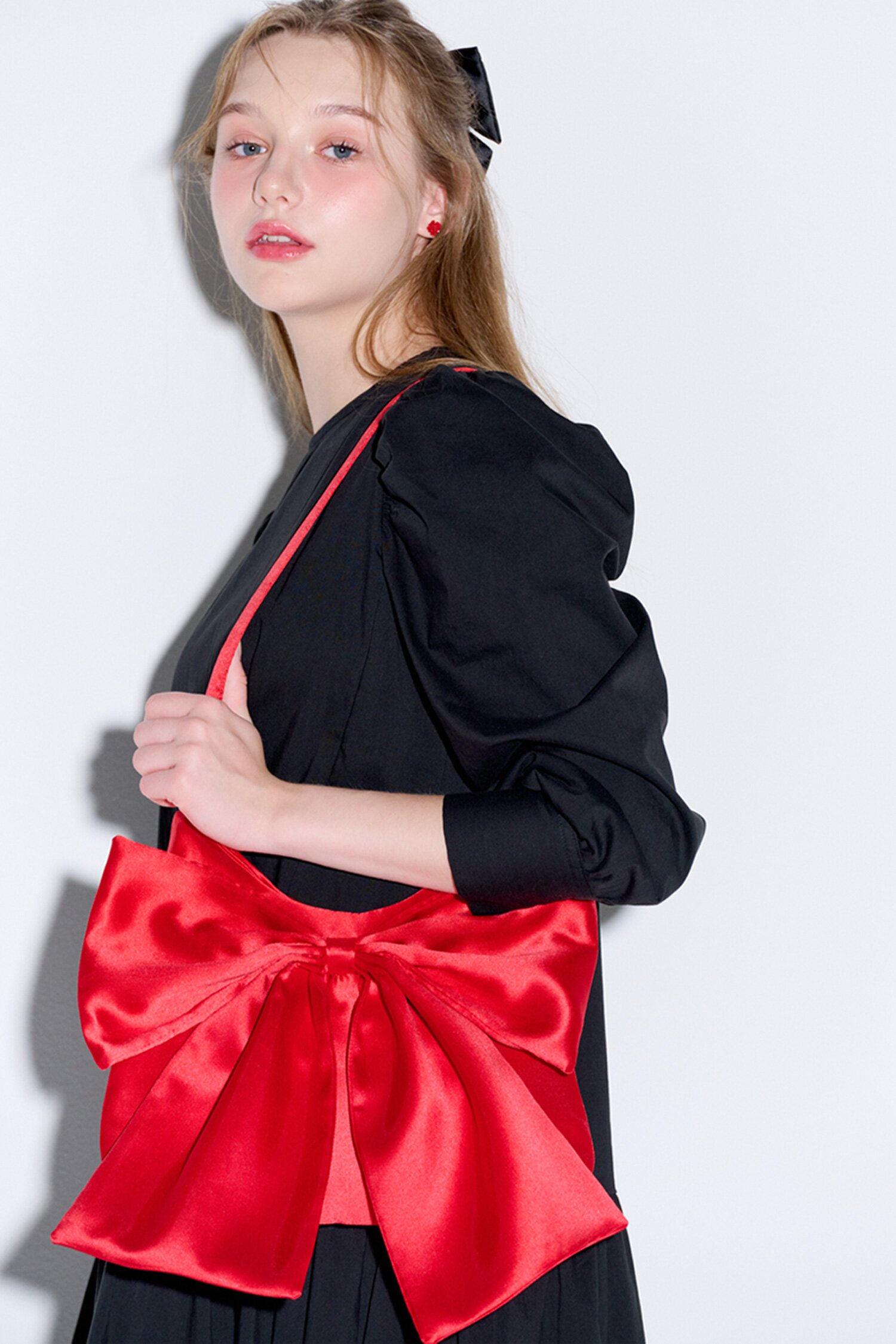 Big Ribbon Satin Bag Red