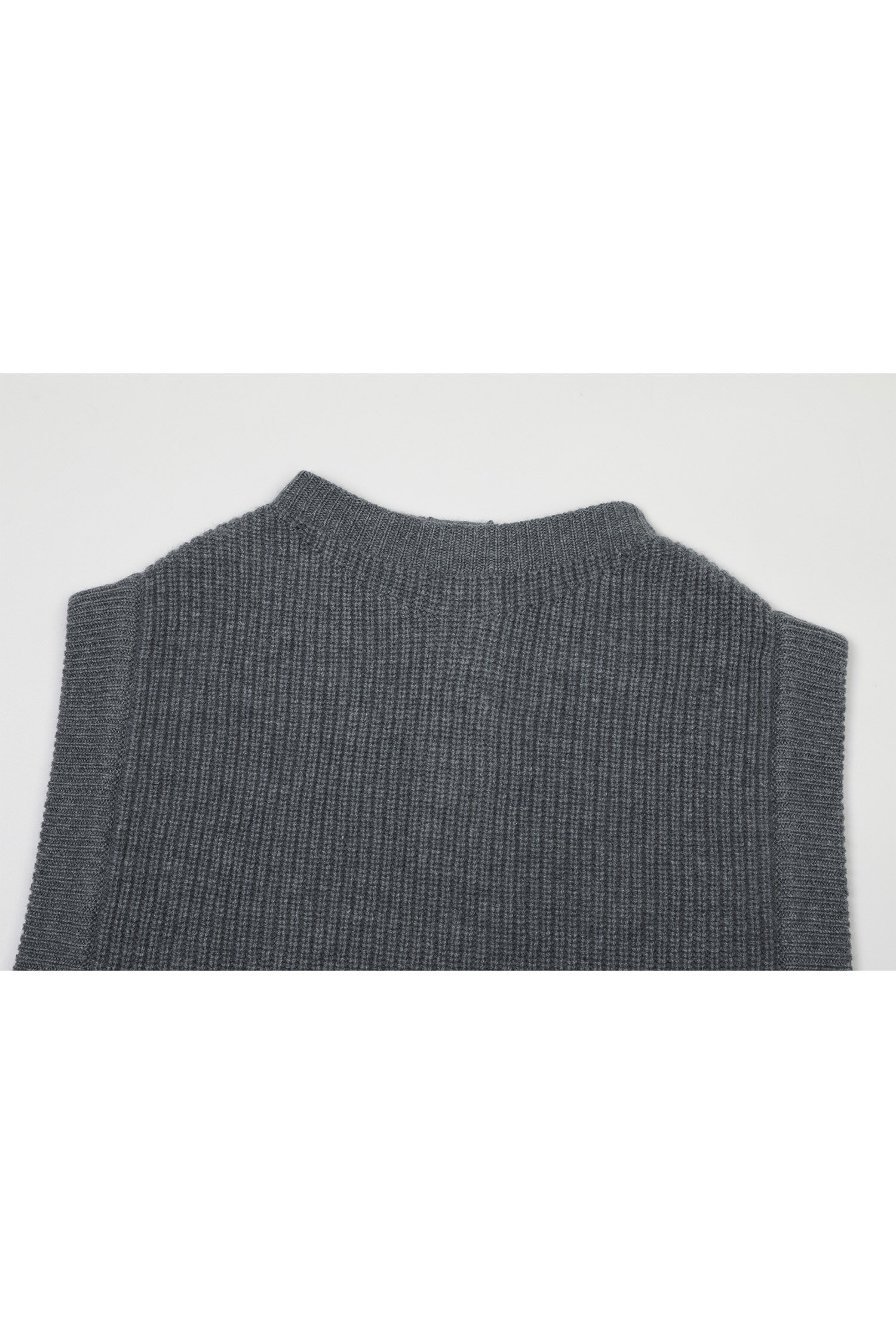 [칼레이트] Cashmere Mock-Neck Sweater Vest