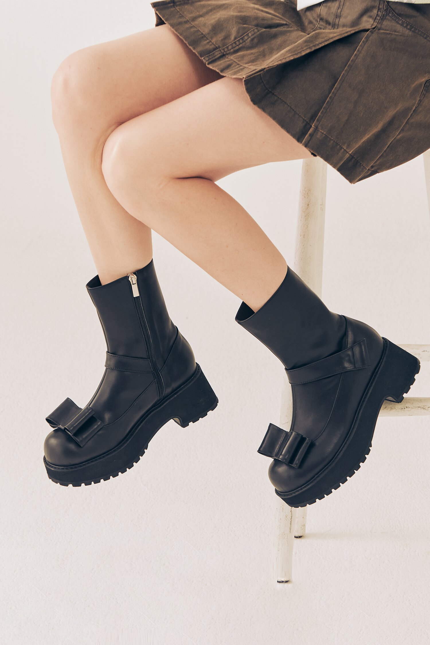 Bizu Ribbon Ankle Boots - Pale Black
