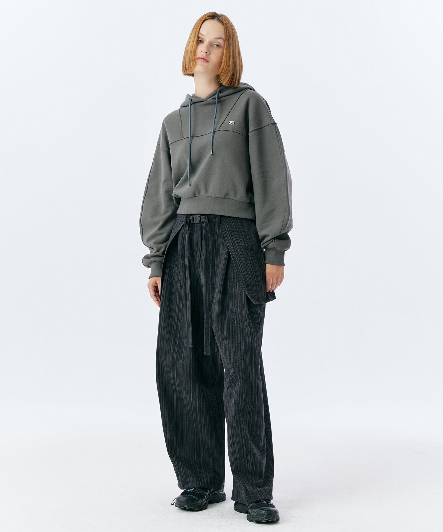 SPLIT CROP HOODIE(CHARCOAL)