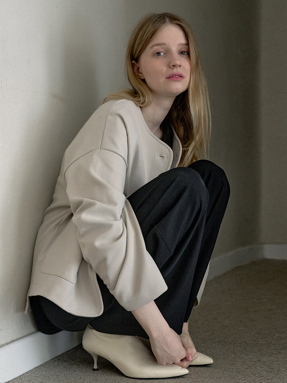 Overfit Round TR Jacket - BEIGE