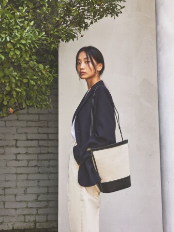23FW 밴딩 프래임 키스 숄더/크로스백_블랙콤비(미니백별도)